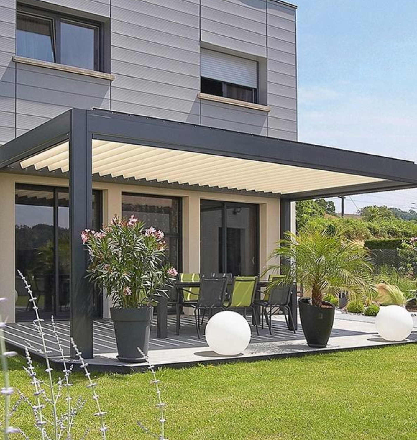 Modern Aluminum Pergola for Backyard Living